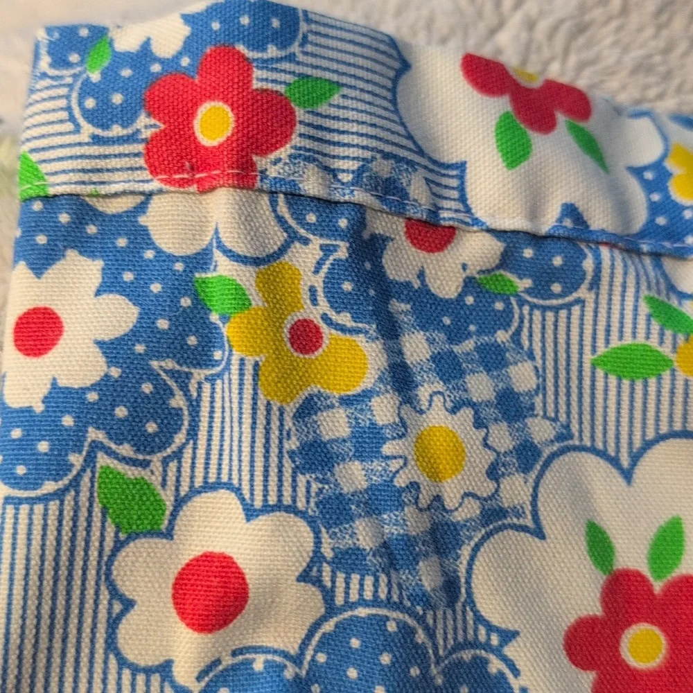 70s Vintage Girls Groovy Daisy Floral Print‎ Flare Pants & Matching Top Set Rare